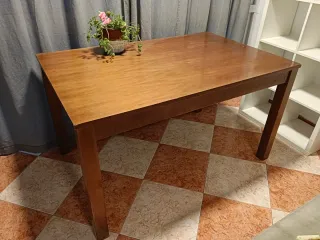 Mesa de madera extensible