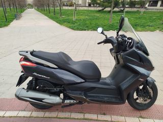 Kymco Super Dink 300i 2016 Negra
