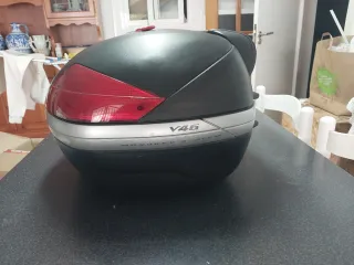 Maleta GIVI con respaldo y 2 llaves