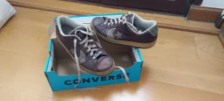 Zapatillas Converse Marrón y Beige