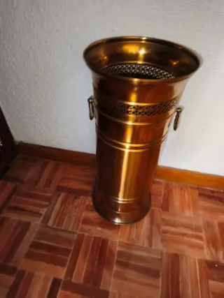 Paragüero metálico dorado