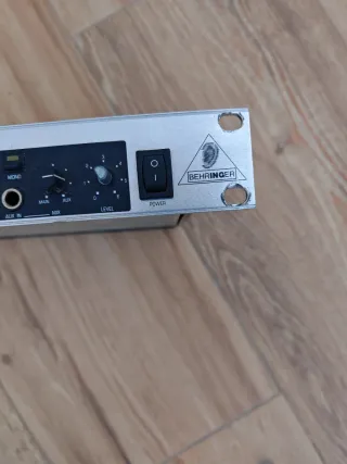 Behringer Powerplay HA4000 Amplificador Auriculare