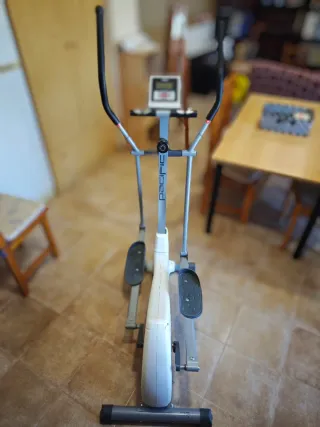 Elíptica BH Fitness Pacific