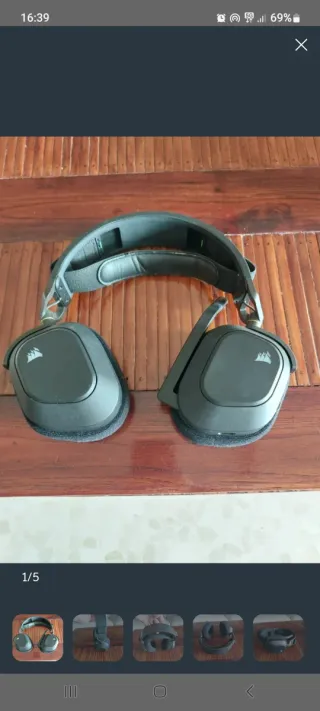 Auriculares Corsair HS70