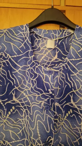 Bata azul verano estampada