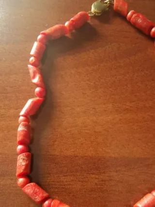 Collar Cuentas de Coral