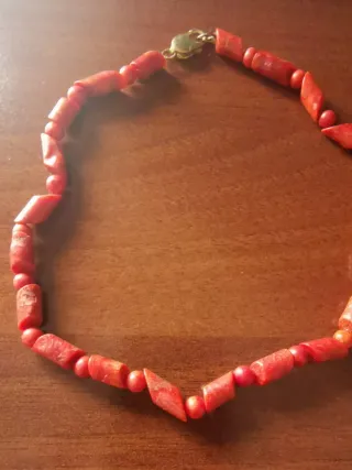 Collar Cuentas de Coral
