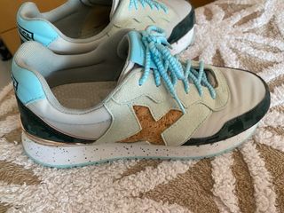 Zapatillas Beige y Verde