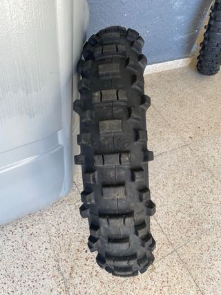 Neumático Metzeler Six Days Xtreme