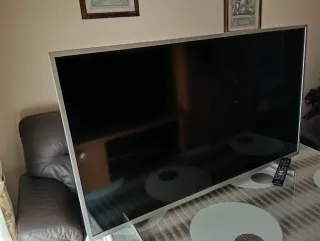 Televisor Philips 50 UHD 4K Smart TV