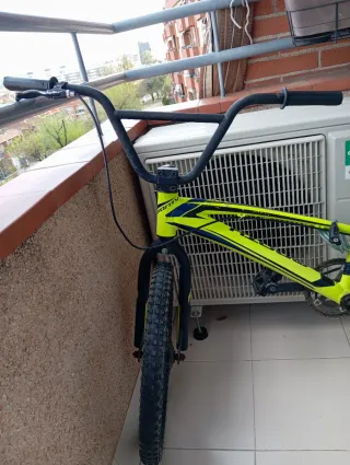 Bicicleta BMX Monty