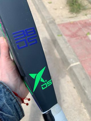 Pala de pádel Drop Shot Nippon Y FUNDA