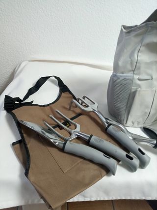 Juego de jardinería nuevo con bolsa