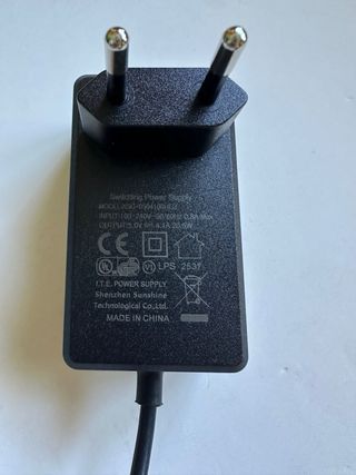 Raspberry Pi 3 B v1.2 + Carcasa y Alimentacion