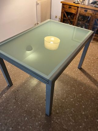 Mesa comedor extensible cristal y metal