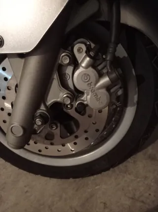 Yamaha 125cc Plata Maxi Scooter