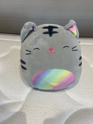 Peluche gato gris arcoíris