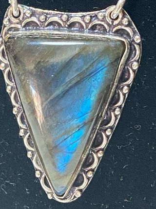 Collar Plata 925 y Labradorita Triángulo