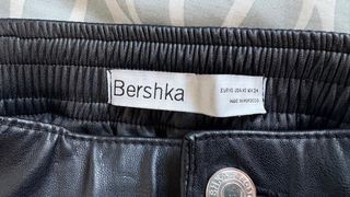 Pantalones Cargo Piel Bershka Talla XS