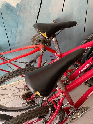 Bicicletas BTT Roja y Negra