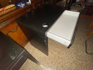 Mesas de ordenador madera oscura