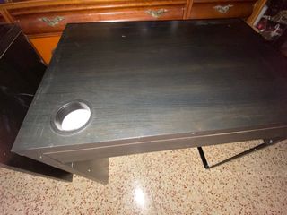 Mesas de ordenador madera oscura