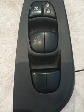 Mando elevalunas Nissan Pulsar