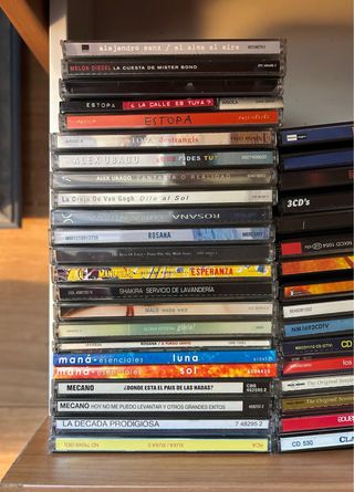 Lote CDs música variada (40+ discos) – Pop, 90s...