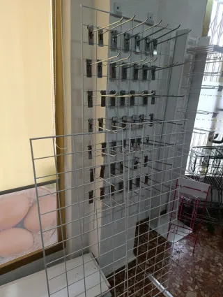 3 Paneles Rejilla + 50 Ganchos