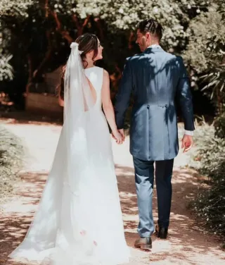 Vestido de Novia 3 Piezas y cinturón de plumas