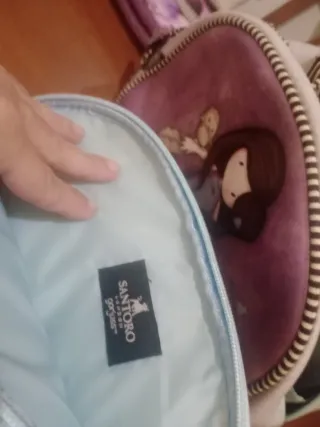 Dos neceseres Gorjuss Morado y Azul