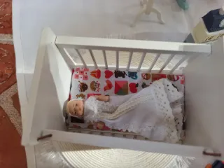 Muebles casa de muñecas. Dormitorio infantil