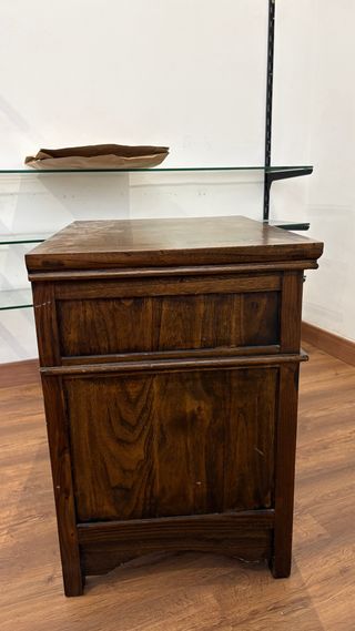 Cómoda de madera maciza