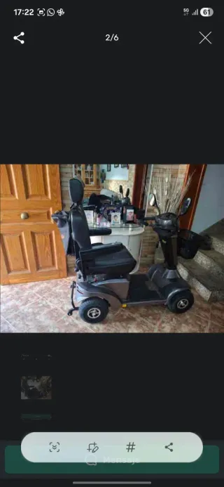 Vehículo motorizado negro