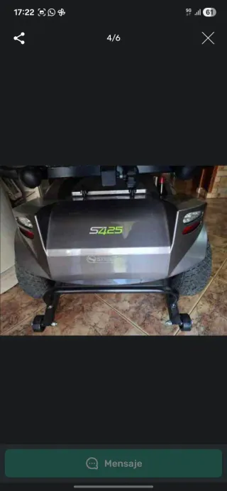 Vehículo motorizado negro