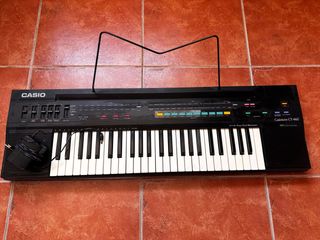 Teclado Casio Casiotone CT-460