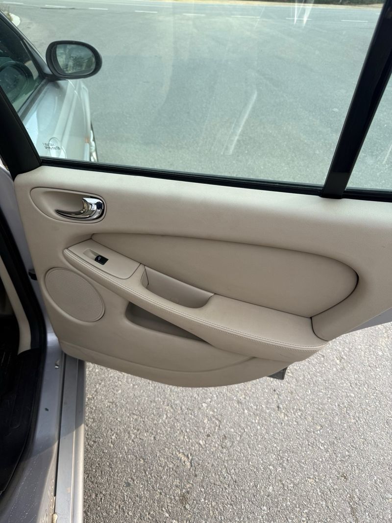 Jaguar X-Type 2001, foto 18