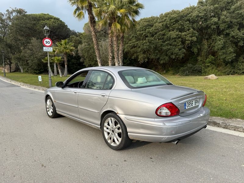 Jaguar X-Type 2001, foto 4