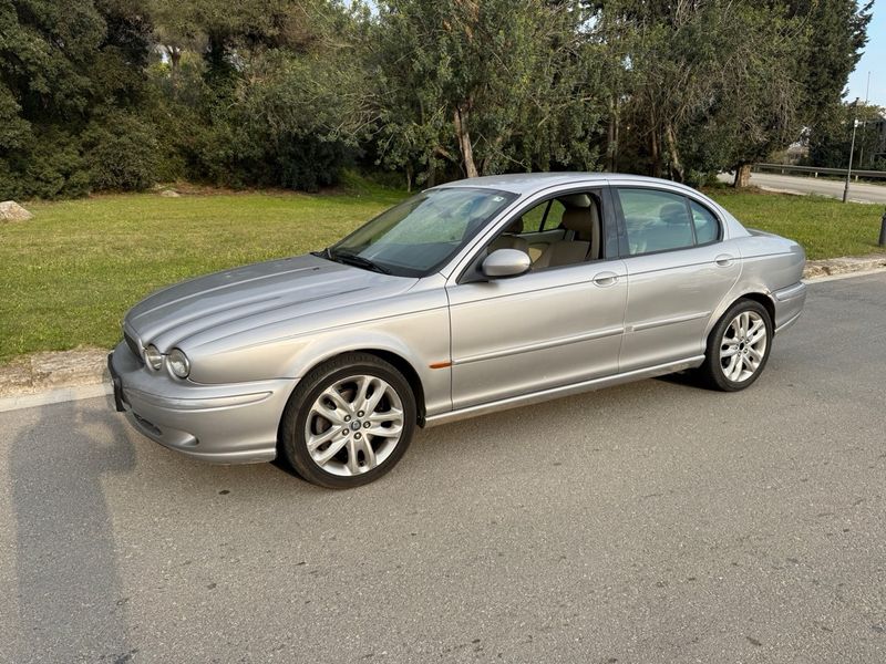 Jaguar X-Type 2001, foto 2