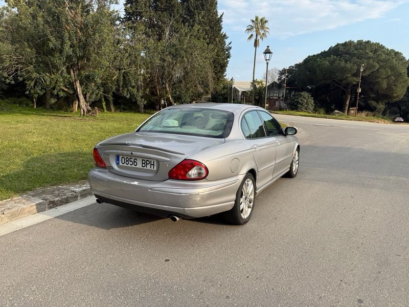Jaguar X-Type 2001, foto 12