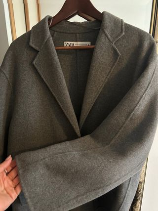 Chaqueta oversize gris ZARA