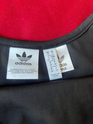 Sujetador deportivo Adidas negro