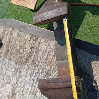 Tornillo de banco ARNO  150