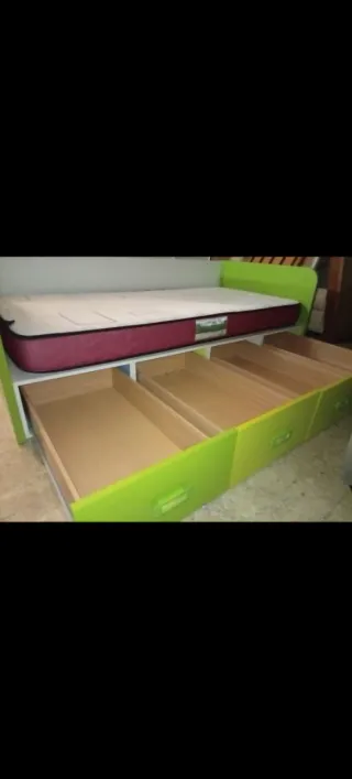 Cama madera con 4 cajones y colchón