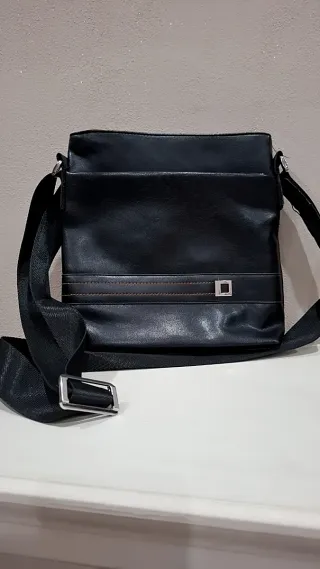 Borsa tracolla uomo/donna nera