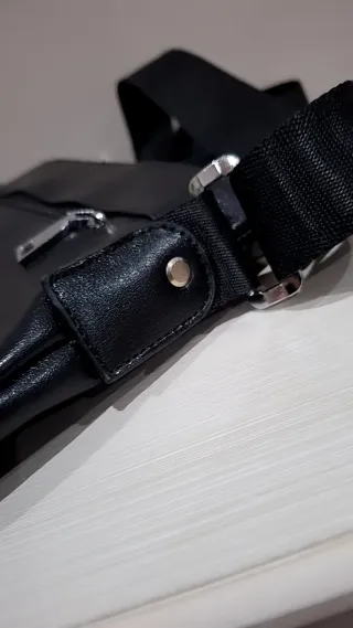 Borsa tracolla uomo/donna nera