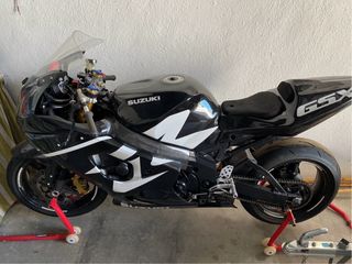 Suzuki GSXR 1000 k3 Circuito averiada