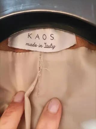 Cappottino donna beige con maniche a campana