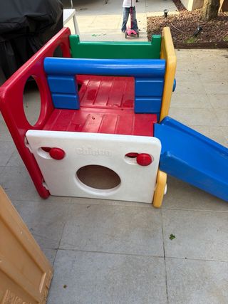 Gimnasio parque infantil tobogan exterior chicco