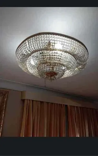 Lámpara de techo cristal y metal dorada